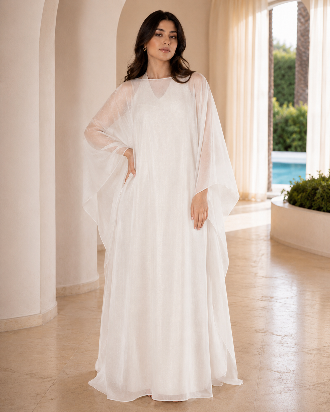 Shimmer kaftan white