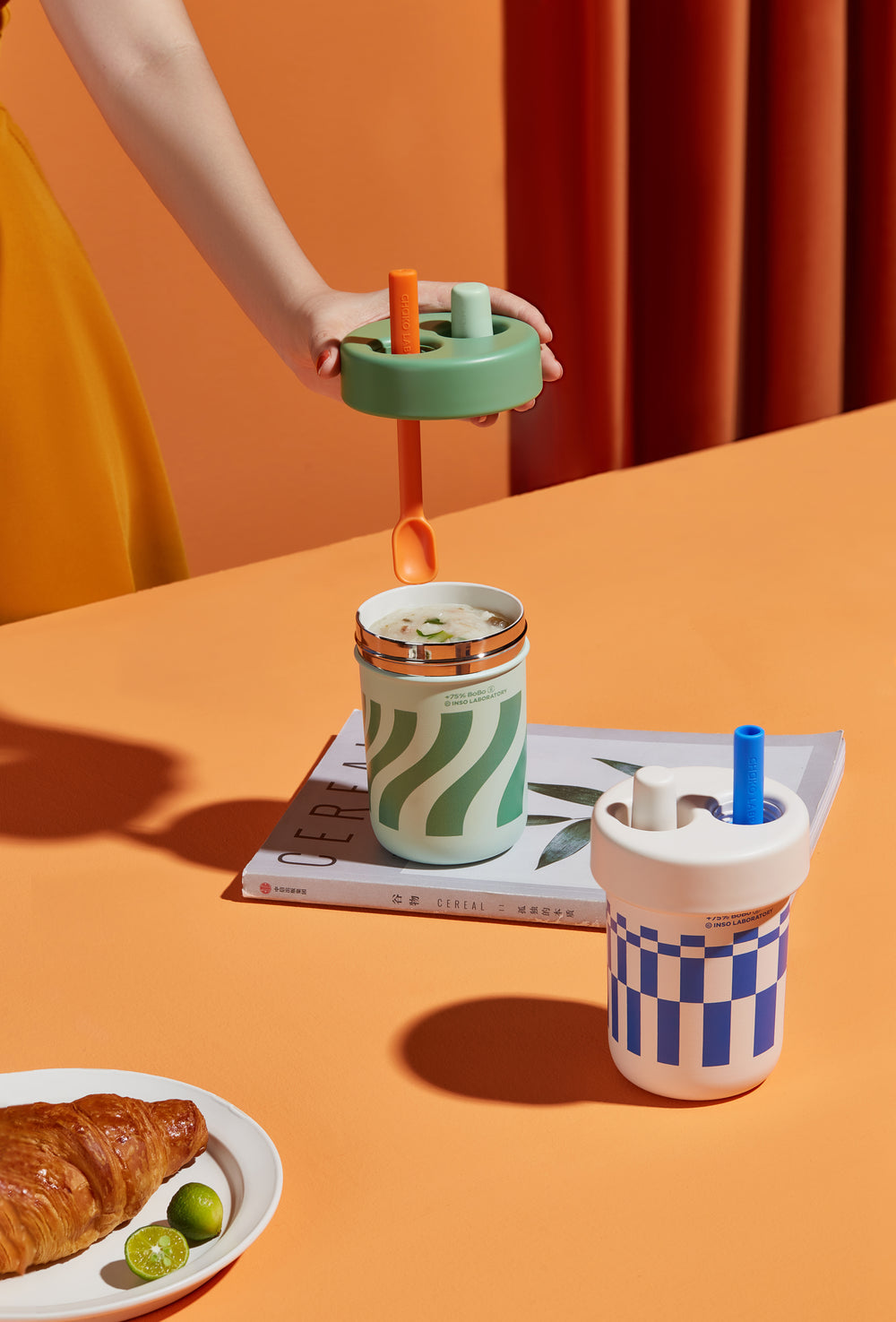 Bobo Tumbler detail